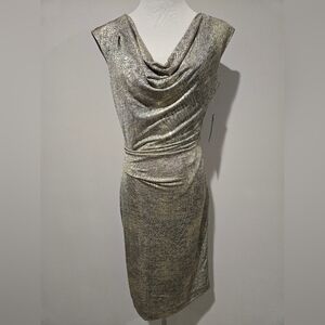 NWT Vince Camuto stunning Gold Sleeveless Statement Dress, Retails $148!  Size 6